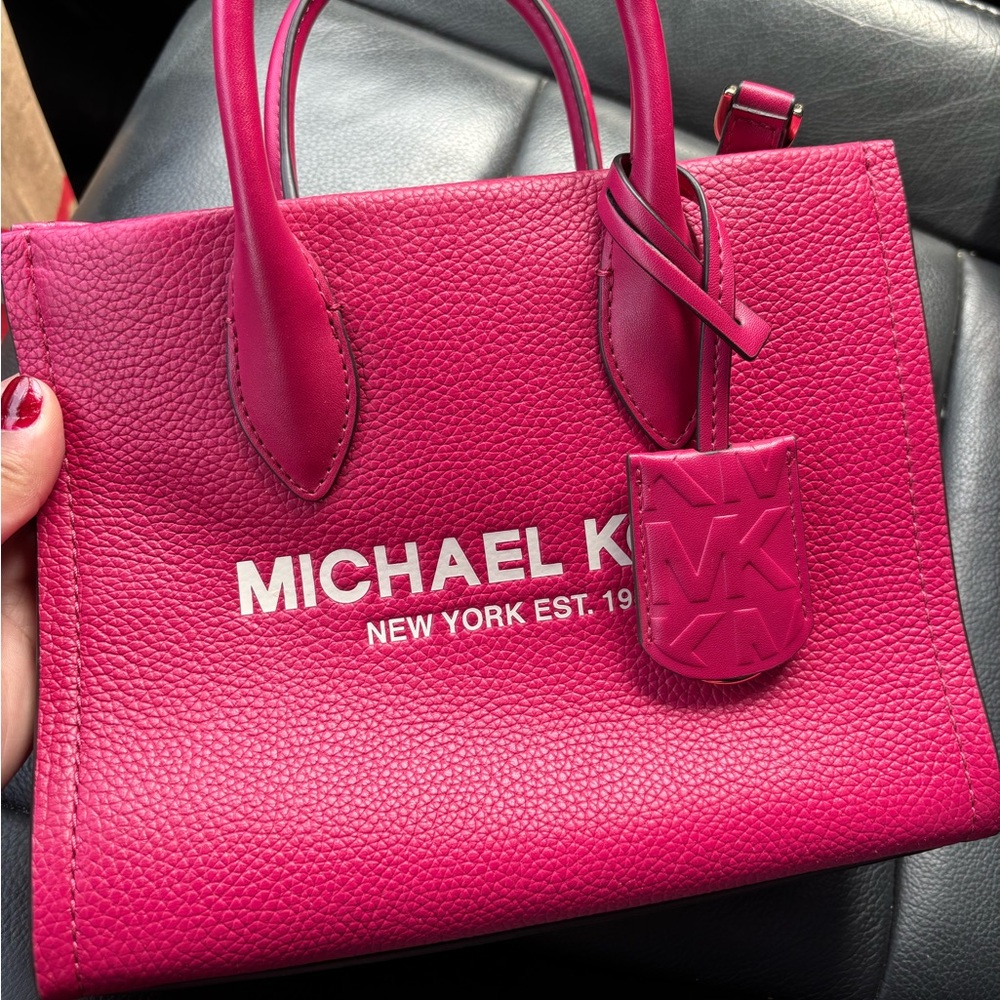 Micheal Kors hot pink mirella